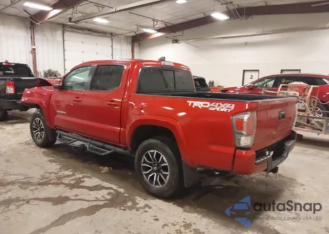 2022 Toyota Tacoma Trd Sport z USA, uszkodzony, nr VIN 3TMCZ5AN0NM530046